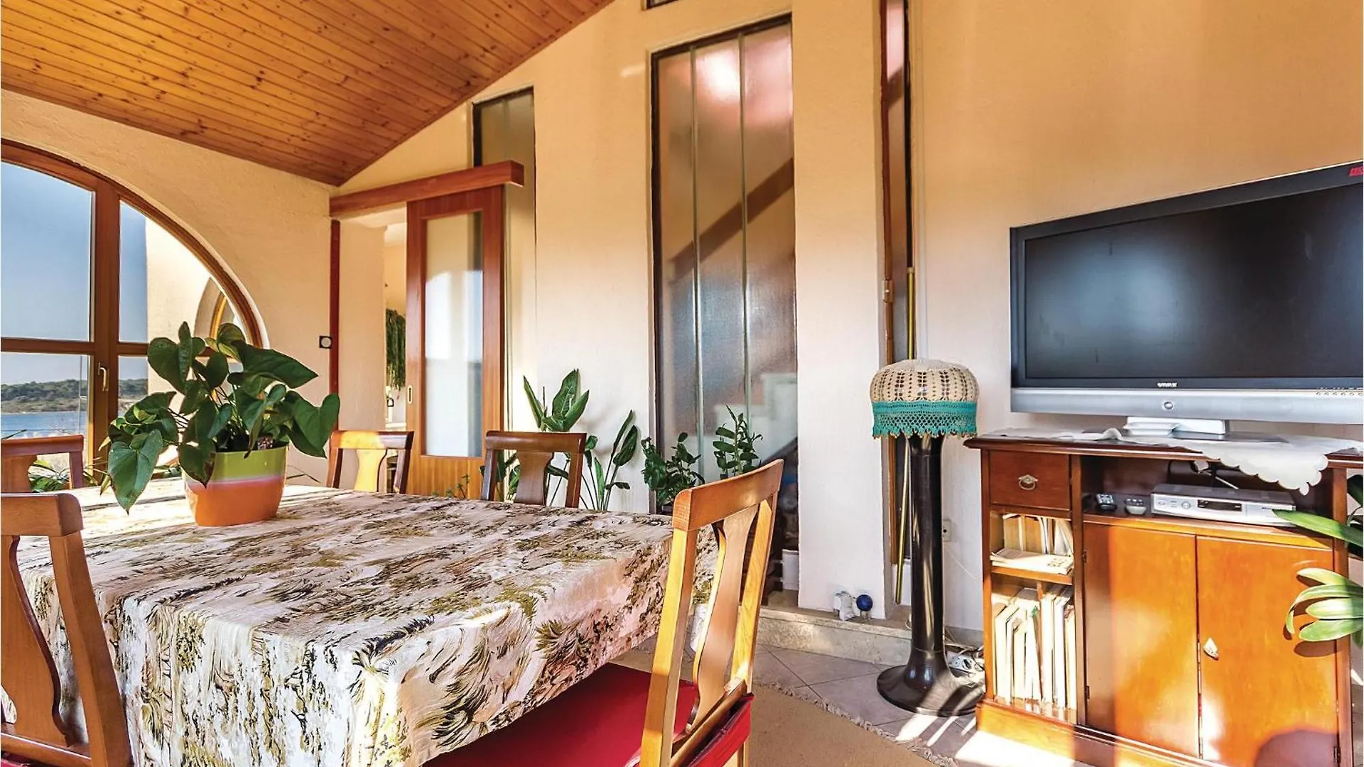 Beautiful Apartment In Pula With Kitchen 0*,  Croatia
