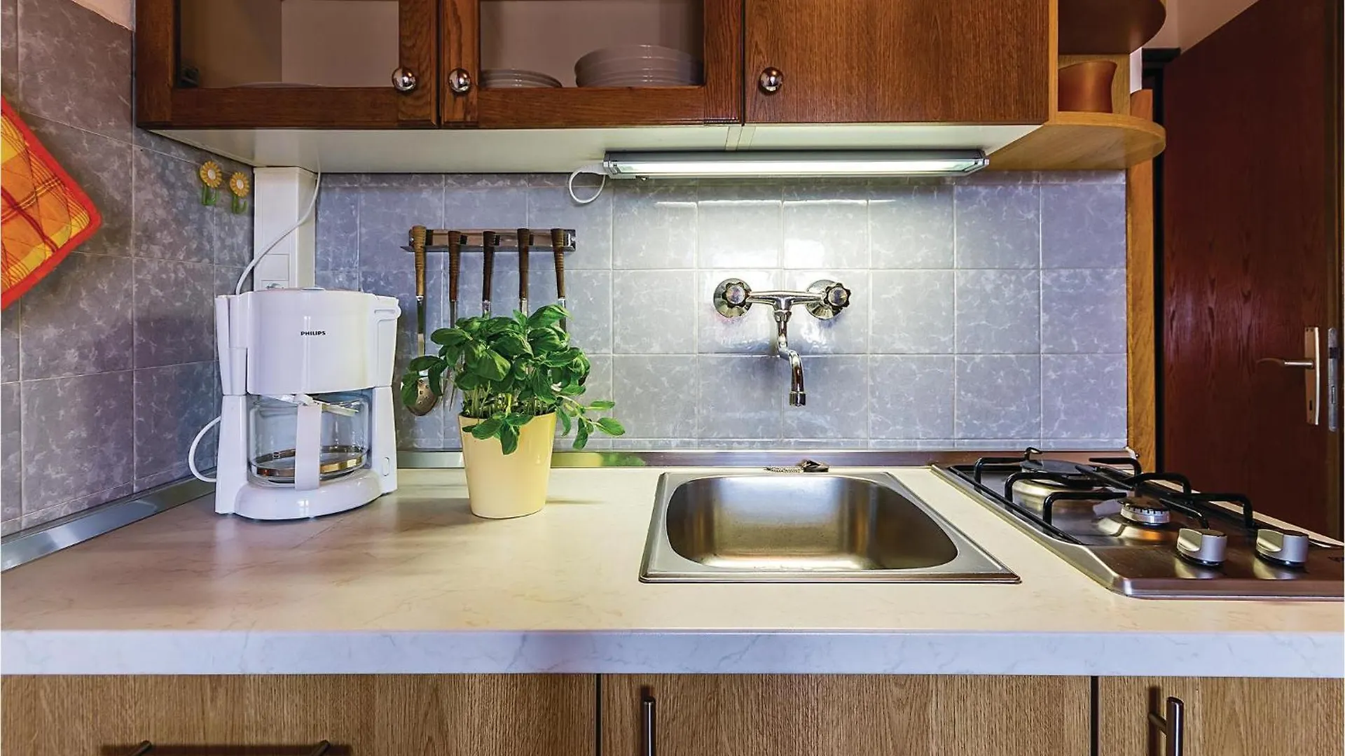 Beautiful Apartment In Pula With Kitchen